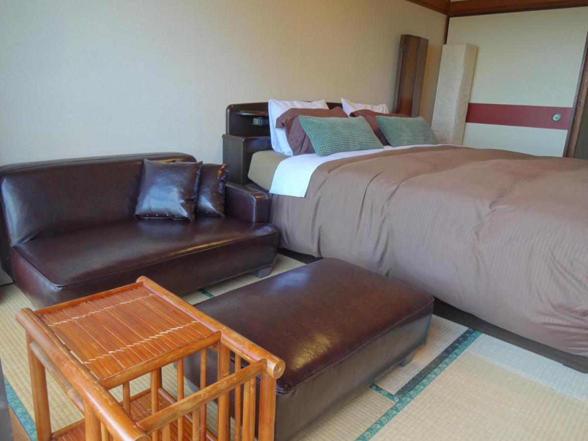 Ryokan Izuna Atami  Exteriör bild