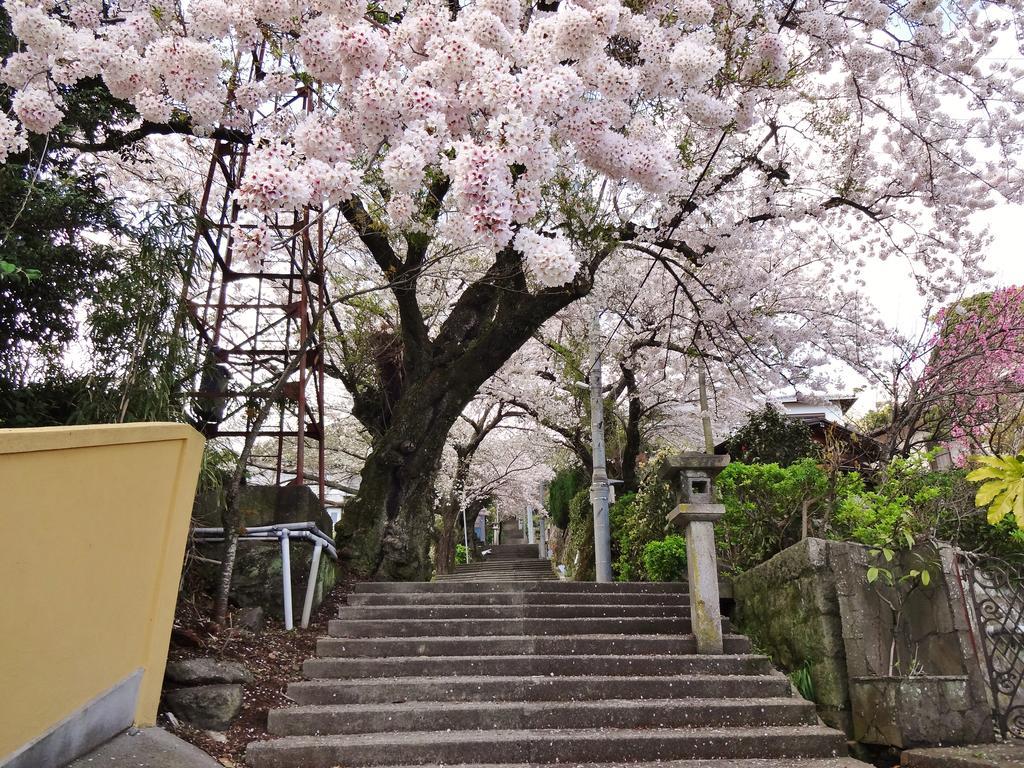 Ryokan Izuna Atami  Exteriör bild