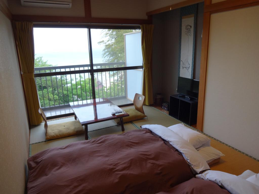 Ryokan Izuna Atami  Exteriör bild